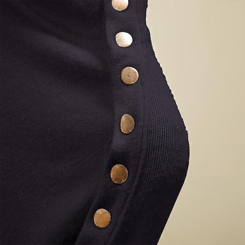 Dámský úzký pletený top s polozvýšeným límcem a dlouhým rukávem na knoflíky