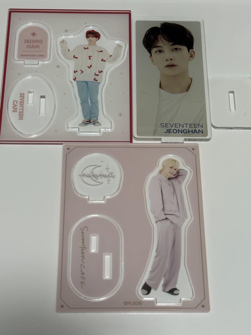 

[Б/У] SEVENTEEN Чонхан Акриловый Стенд Чонхан Акриловый Стенд