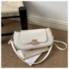 Fashionable Underarm Bag Elegant and Simple Light Luxury Retro Single Shoulder Crossbody Small Bag