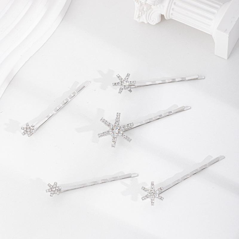 Alloy Snowflake Headgear Rhinestone Jewelry Fashion Autumn and Winter Ladies Diamond Hairpin Set