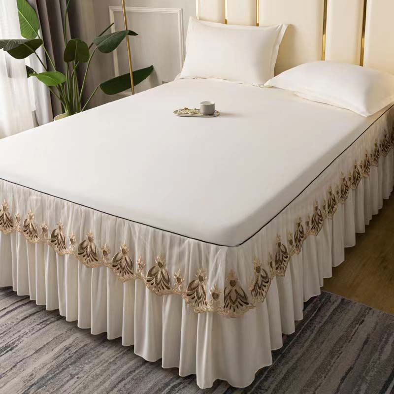 3pcs Set Raw Cotton Bed Romance Dust Protector Cover Soft Bedspread Embroidery Lace Edge Bed Skirt with 2pcs Pillowcase
