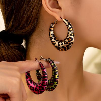 Tendencias Europeas y Americanas Invierno Estampado de Leopardo Forma Ovalada Geométrica Pendientes para Mujer Versátil Clásico