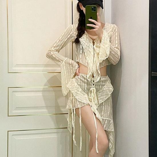 

Французский курортный комплект бикини с длинным рукавом 2024 - Женский купальник для похудения для маленькой груди, Коллекция из 4 предметов для пляжа и горячих источников S 40-47.5kg