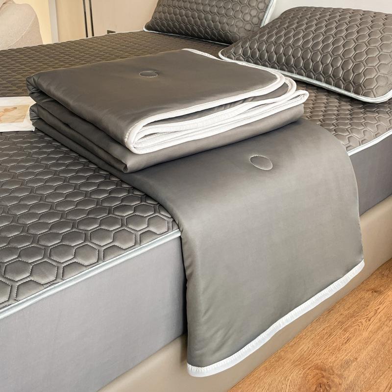 New Classic Solid Color Latex Fitted Sheet Summer Mat Summer Quilt Airable Cover Combination Kit