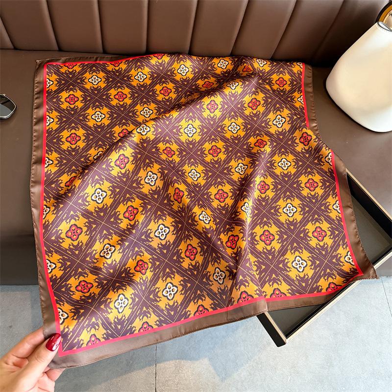 Retro Atmosphere Printing Simulation Silk Scarf Square Scarf High-end Shawl Sunscreen Neck Small Square Scarf Headscarf Female