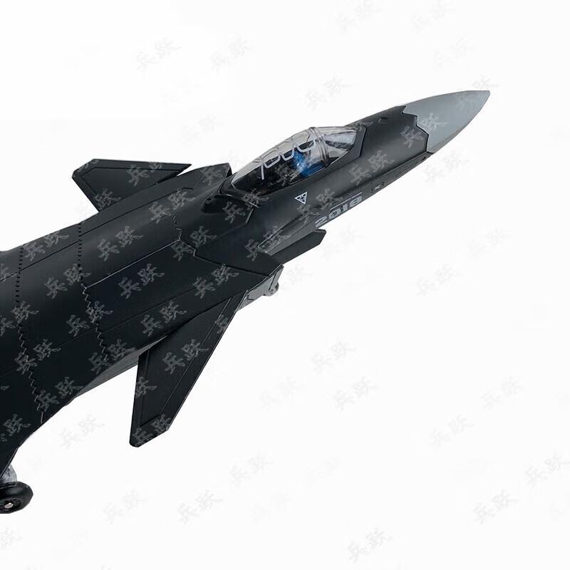 Die-cast J-20 Fighter Jet Model