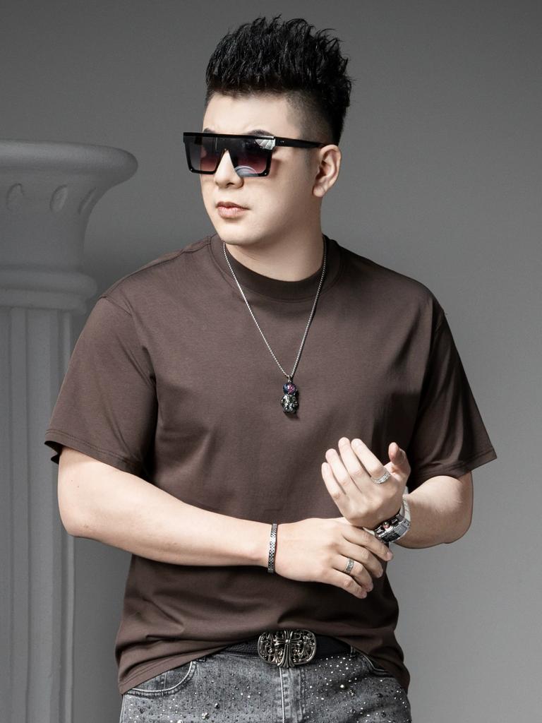 European Men's Short-Sleeve T-Shirt Summer 2025 New Trendy Brand Solid Color Round Neck Top Half-Sleeve Tee Base Shirt for Men