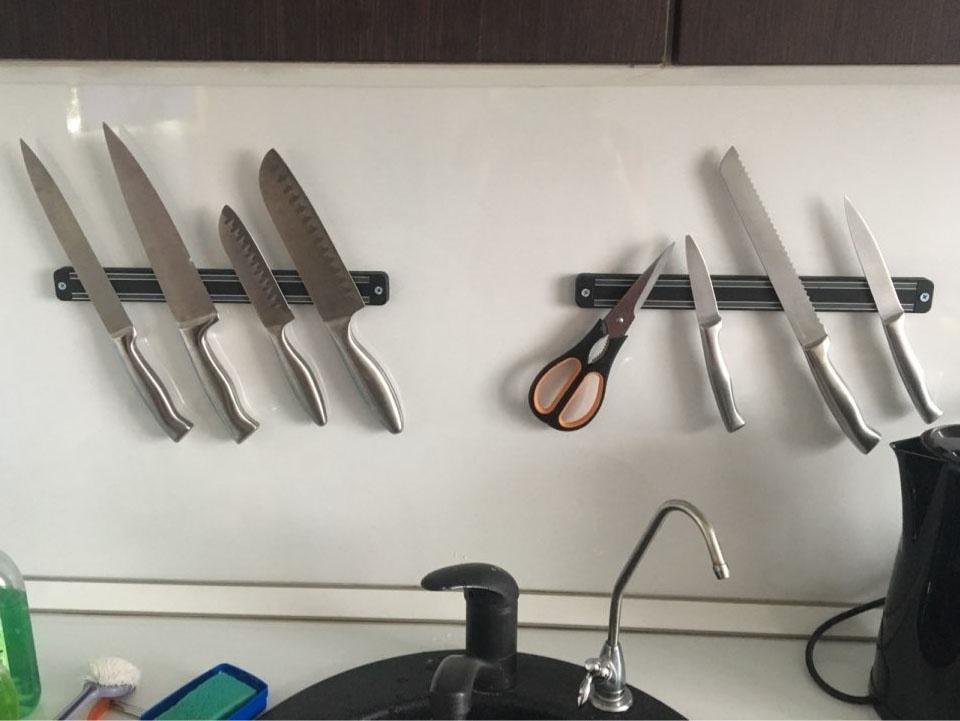 Hochwertiger Magnetischer Messerhalter Wandmontage Schwarzer ABS-Kunststoffblock Magnetischer Messerhalter Für Metall