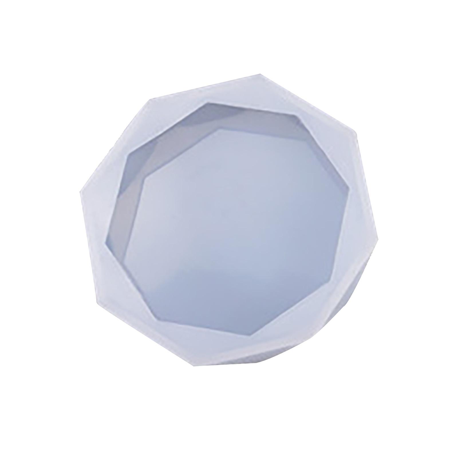 

(Никита) Многофункциональный силикон можно использовать для создания изысканных форм One Size