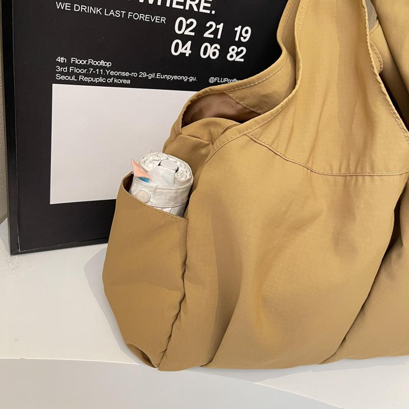 Handbag Lightweight Large Capacity Shoulder Bag Travel Bag Solid Color Tote Bag