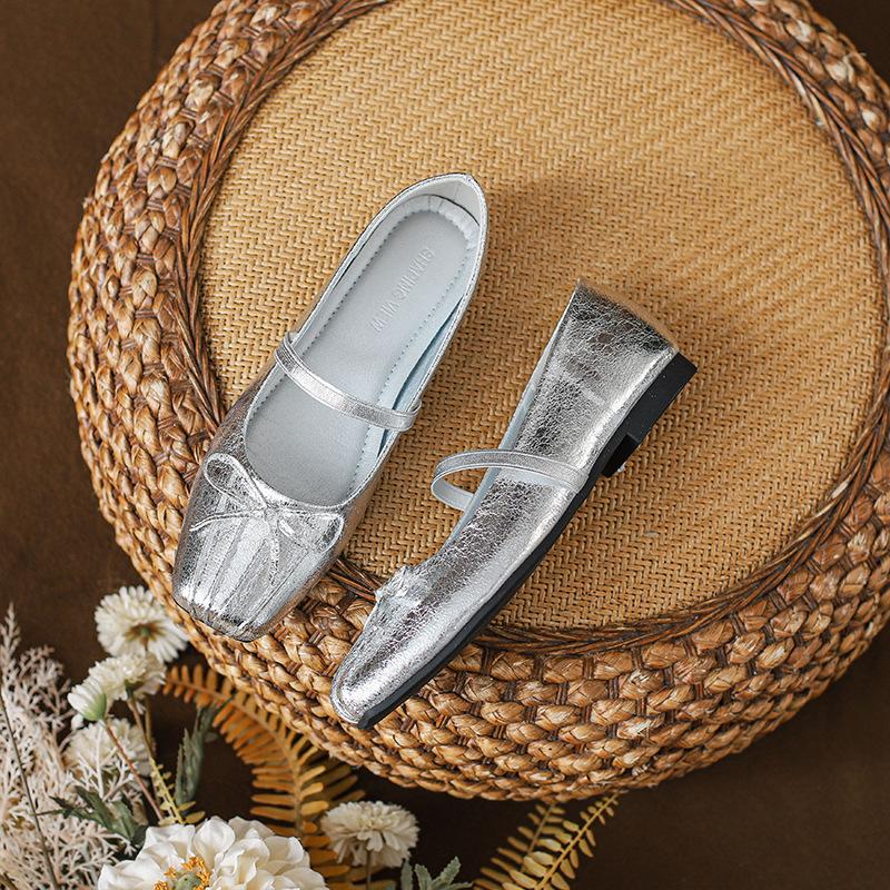 Pig nose ballet shoes women's shallow mouth with bow sweet wind low heel Mary Jane single shoes soft sole women's shoes