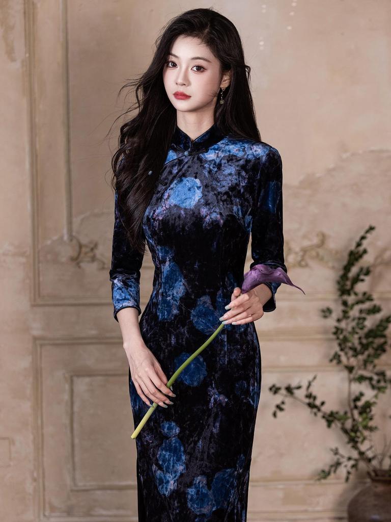 Elegant Velvet Retro Cheongsam Dress - 2025 New Style, Improved Design, Young & Sophisticated