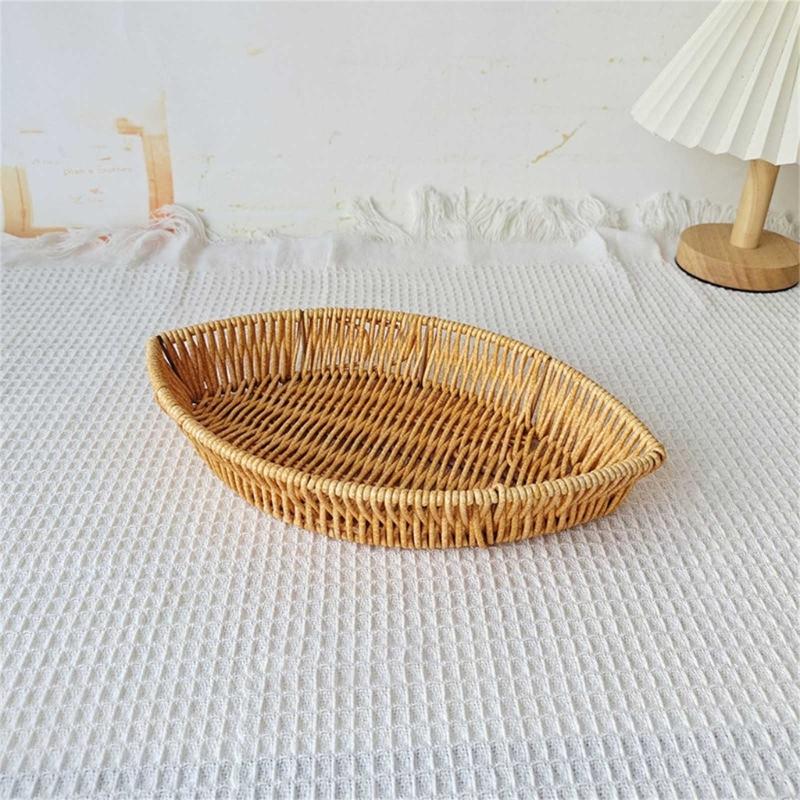 Convenient Fruit Plate Imitation Rattans Leaf Shaped Vegetable Tray Snacks Dish Multipurpose Basket for Everyday Use