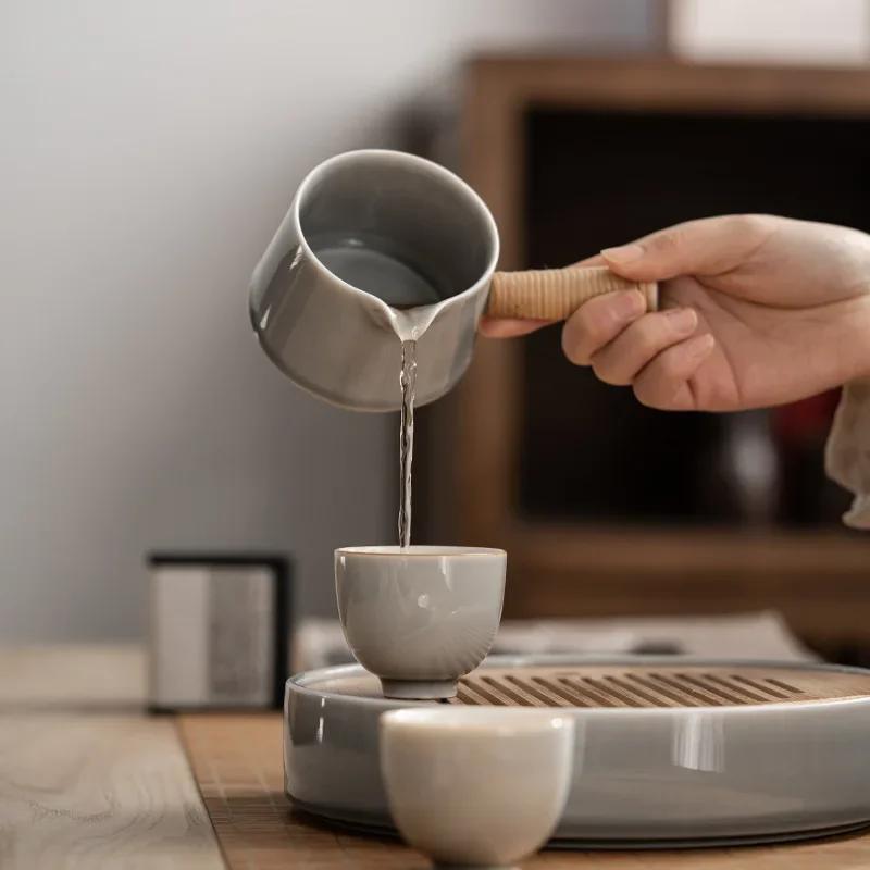 Side Handle Fair Cup Japanese Style Ice Gray Smoky Gray Glaze Fair Mug Porcelain Tea Seafood Tea Ware Fair Cup Tea Infuser