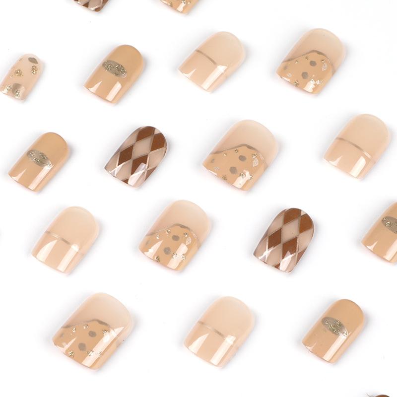 24 pezzi/set unghie finte corte retrò marrone rombo unghie finte adesivi indossabili impermeabili manicure unghie finite