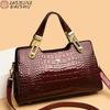 Borsa tote a 3 strati di grande capacità Borse di lusso Borse da donna Borsa a tracolla Boston da donna con motivo coccodrillo di alta qualità