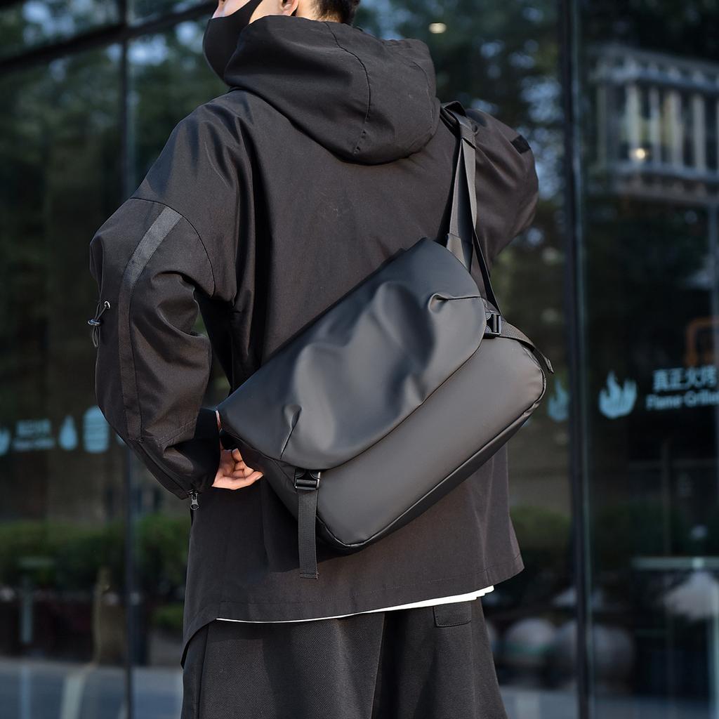 This Trendy Men's Crossbody Bag Is Versatile, Multi-layered, and Water-resistant. It's A Casual Single-shoulder Crossbody Bag