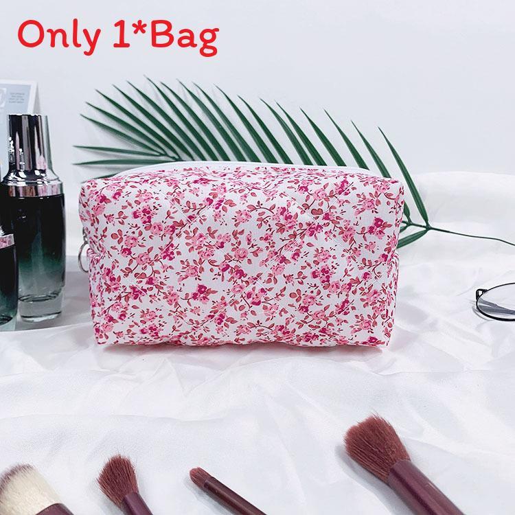 Cotton Floral Makeup Bag With Breathable Design For Daily Use
