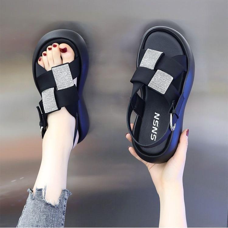 Sandały damskie na grubej platformie, damskie na płaskiej podeszwie, lato 2025 nowe, z odkrytymi palcami, podwyższające, eksplozja noszenia, buty rzymskie