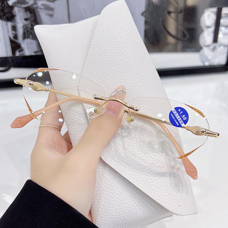 Elderly-friendly Lightweight Glasses, Stylish for Commuting, Ultra-light Frameless Diamond-cut Anti-blue Light Presbyopic Metal Glasses