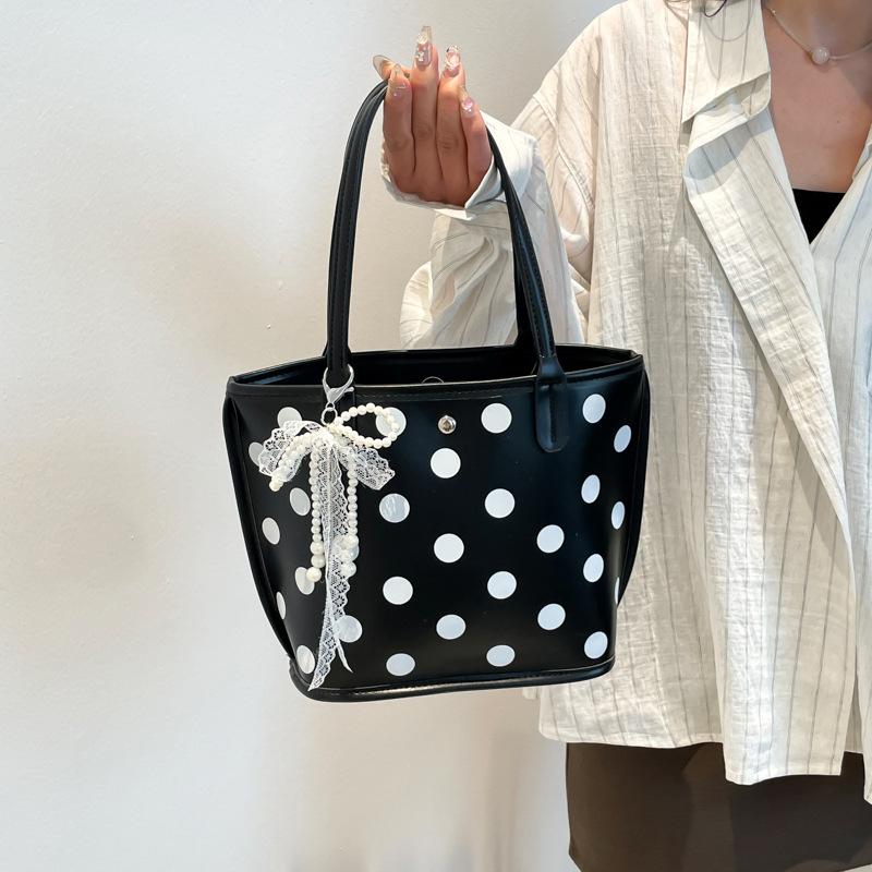 Polka Dot Sweet Bow Cute Portable Large-capacity Commuter Bag Fresh and Sweet Women's Shoulder Bag