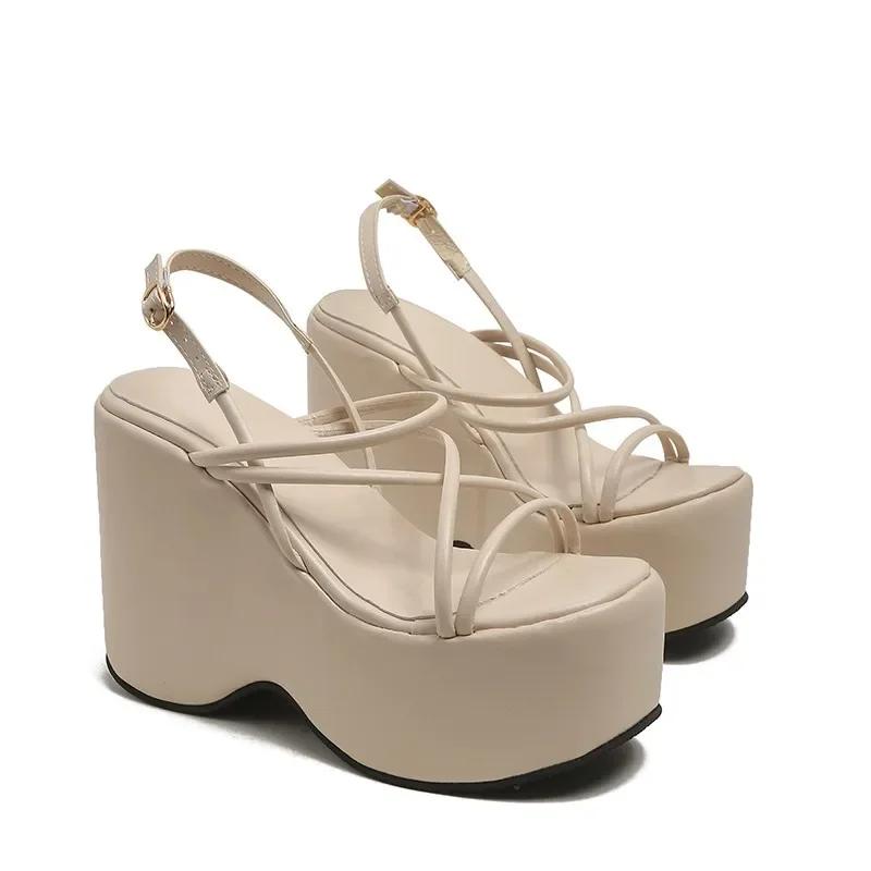 Piattaforma Marca Design Sandali Sexy da Donna Scarpe Zeppe Punk Tacchi Alti Comode Tempo Libero Scarpe da Donna Sandalias di Design 2026