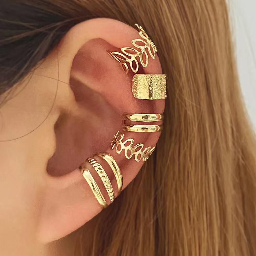 Vintage C Shape Clip on Earrings 5 Piece Set No Piercing Multi Layer Hollow Leaf Design Personalized Ear  Jewelry  Gift