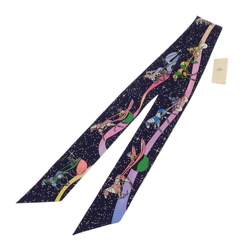 HERMES  063573S_05  scarf Navy/Marin silk Women
