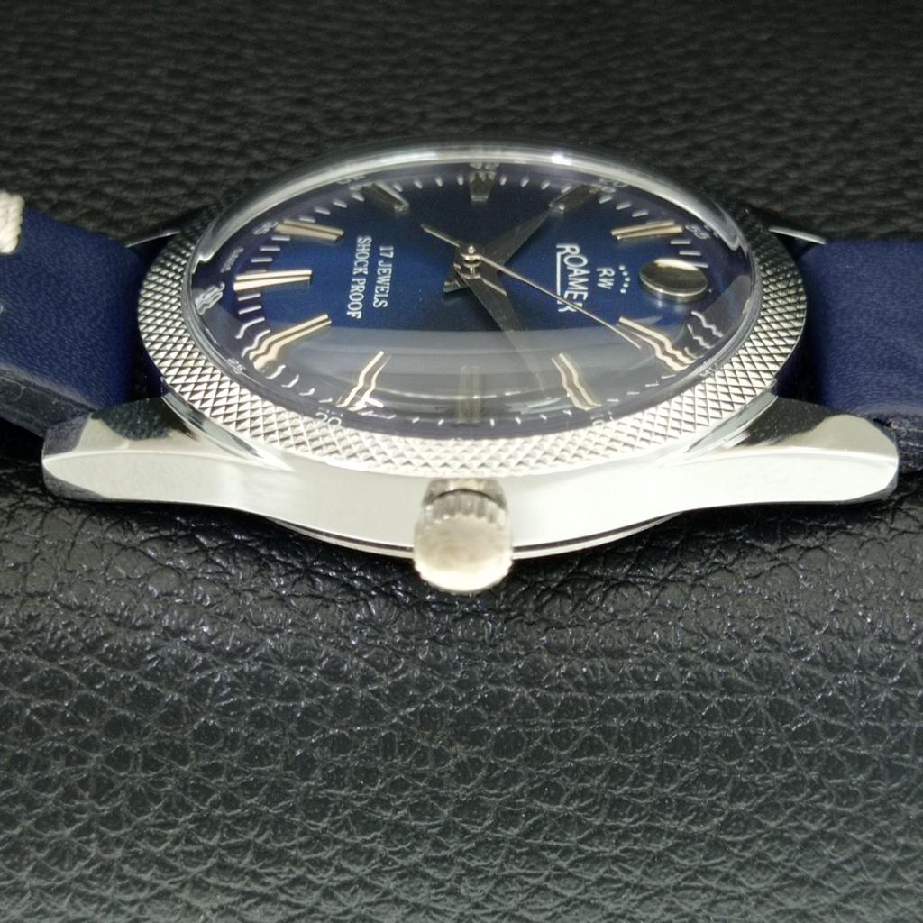 REFURBISHED VINTAGE HAND-WINDING SWISS MENS BLUE COLOR DIAL WATCH a707122-1