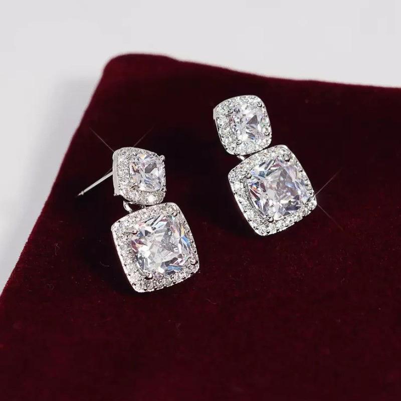 Huitan Geometric Dangle Earrings for Women Luxury Paved White Cubic Zirconia Modern Fashion Female Piercing Earrings Hot