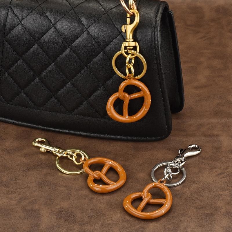 Biscuit Keychain Car Keyring Hangings Ornaments Stylish Car Key Chains Cookie Bag Pendant Keyholders for Bag Decorations