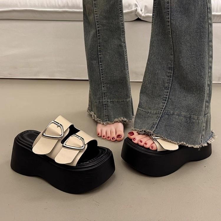 

Thick-bottomed heightened and cool slippers for women s summer outer wear, advanced sense 2025 new models with skirts, going out with wedge slippers 40 чорний