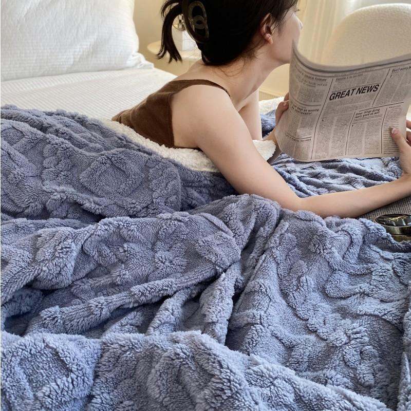 Lamb wool blanket Scottish style plaid printed nap blanket, autumn and winter office lunch break air conditioner blanket