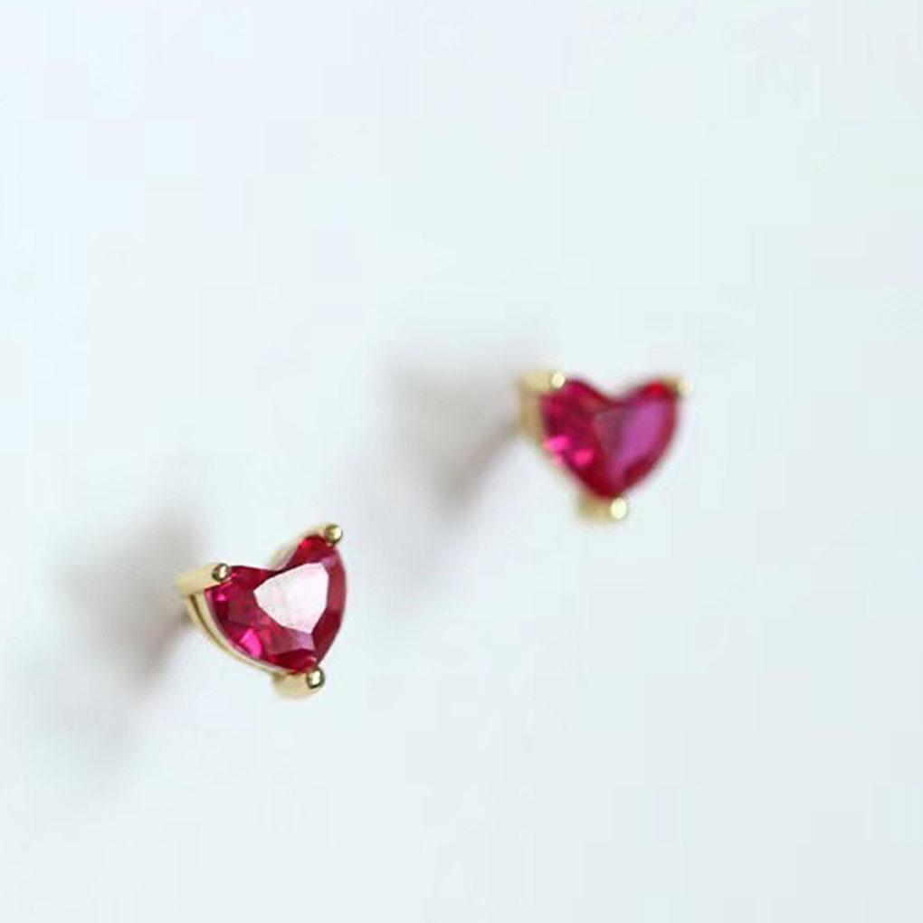 Woman S Studs Earring Fashionable And Elegant Lightweight Eye-catching Metal Earring For Woman