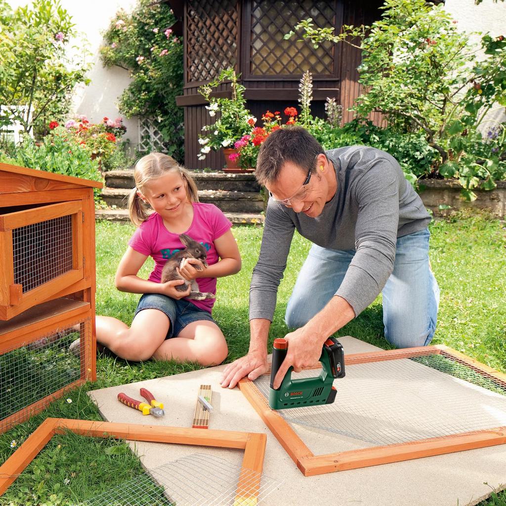 Bosch UT118H 18V Cordless Stapler (Main Unit Only, Includes 1,000 Staples)