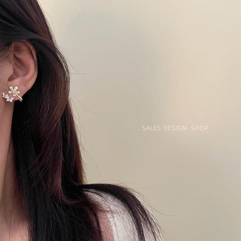 Korean Zircon Flower Stud Earrings: Versatile, Minimalist, High-End Luxury for Women