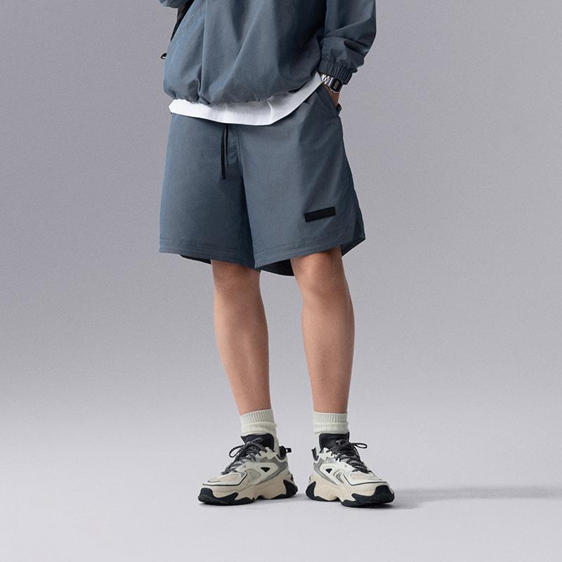 Li-Ning CF Series Solid Color Lace-Up Water-Resistant Woven Sports Shorts Men shorts Laser-Colorful AKSU643-1