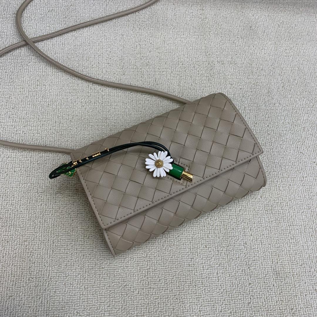 Нишевый дизайн Французский ретро коровья кожа матовая плетеный клатч-багет застежка горизонтальная сумка-тоут женская