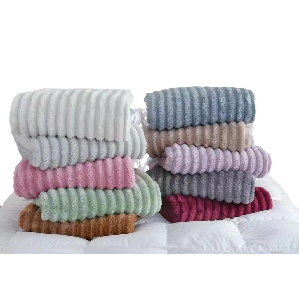 Luxurious Thickened Rabbit Plush Fleece Blanket - Warm, Lightweight, Ideal for Naps and Air Conditioning