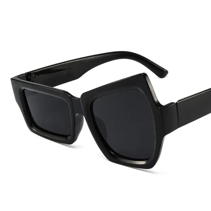 

Lovely Round Shaped Sunglasses Female Male Casual Female Male Stylish Retro Design Oculos Premium Quality Comfortable Daily Wear Other