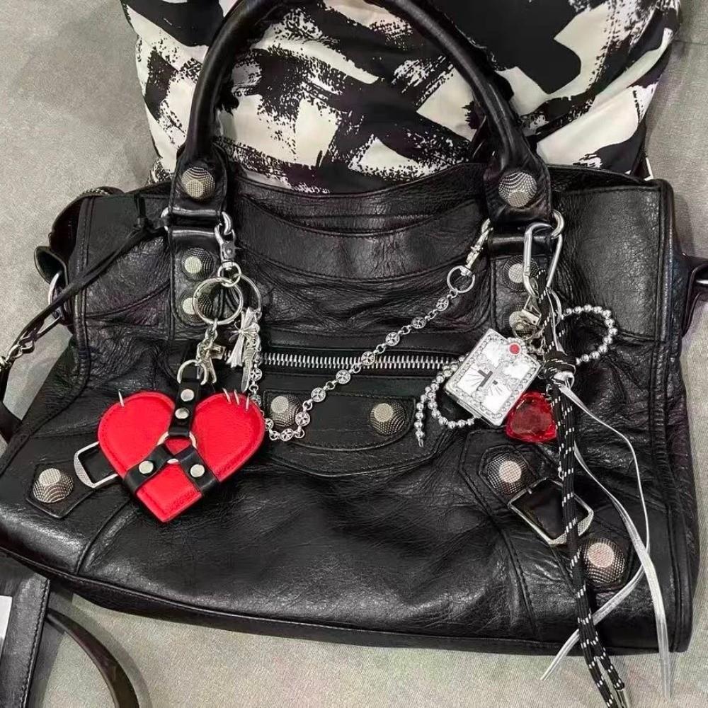 Y2K Rivet Heart Bag Charm Gothic Bag Pendant Fashion Leather Heart Keychain  Backpack Decor