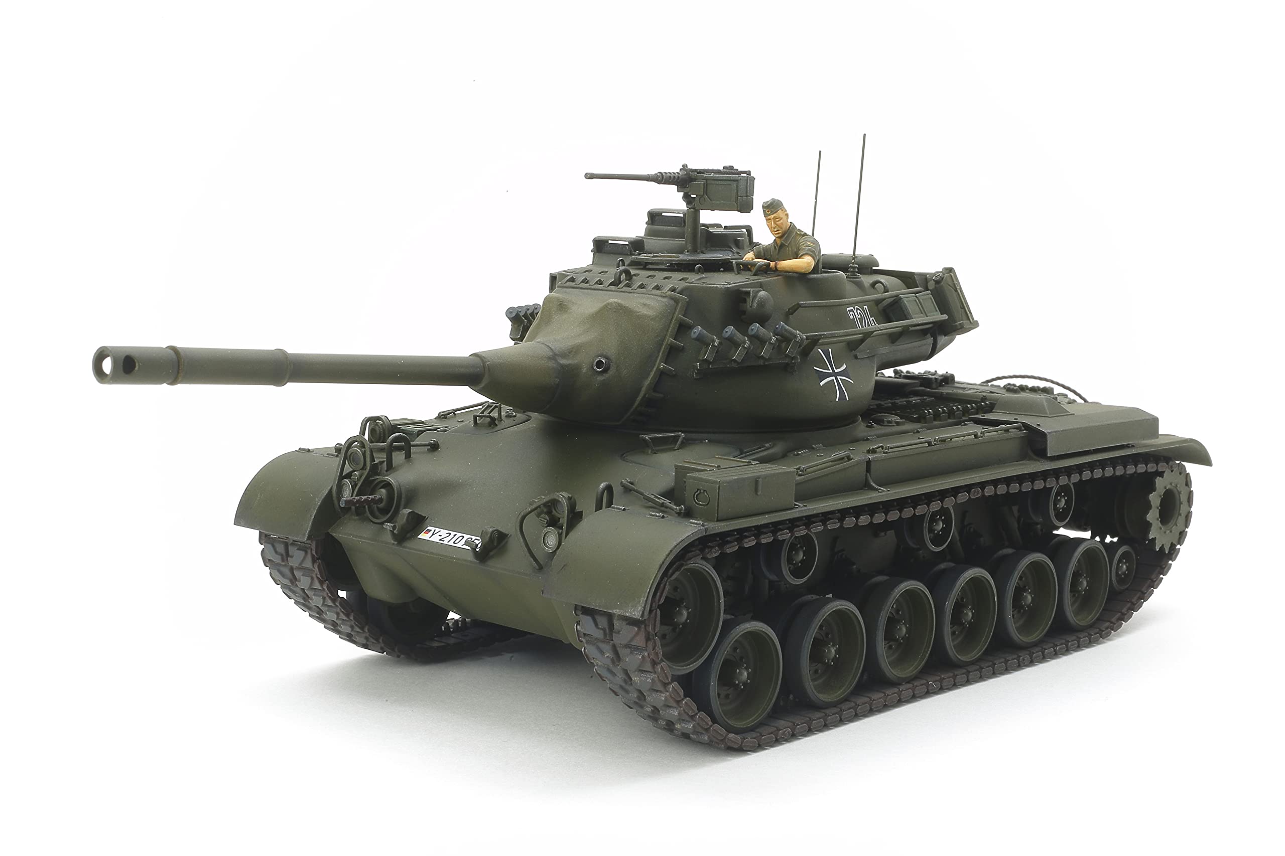

Tamiya 1/35 Серия Tamiya-Italeri №. 28 Немецкая федеральная армия Танк M47 Паттон Пластиковая модель 37028