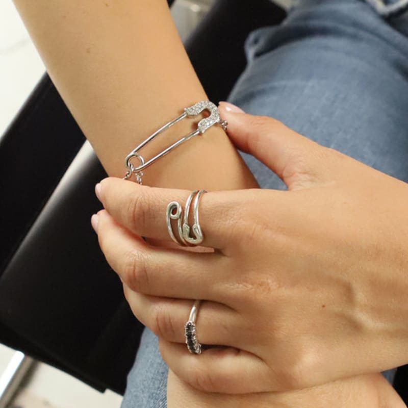 

August Harmony Safety pin bracelet (2color) Silver