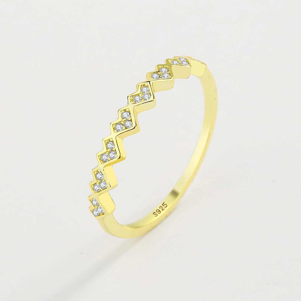 

Модное очаровательное кольцо золотого цвета из натурального стерлингового серебра 925 пробы, кольцо на палец для женщин, простой дизайн, изысканные гипоаллергенные прозрачные ювелирные изделия с цирконом 8 золотой