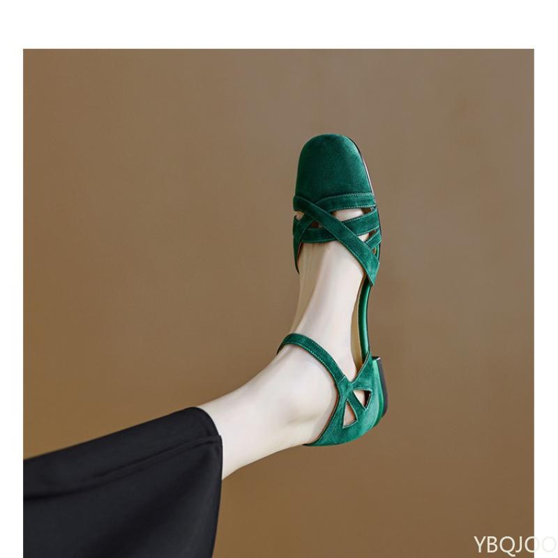 Mode Damen 2025 neue Modische vielseitige ausgeschnittene Baotou-Sandalen Einfache bequeme Schuhe Quadratische Spitze Retro minimalistische Damenschuhe