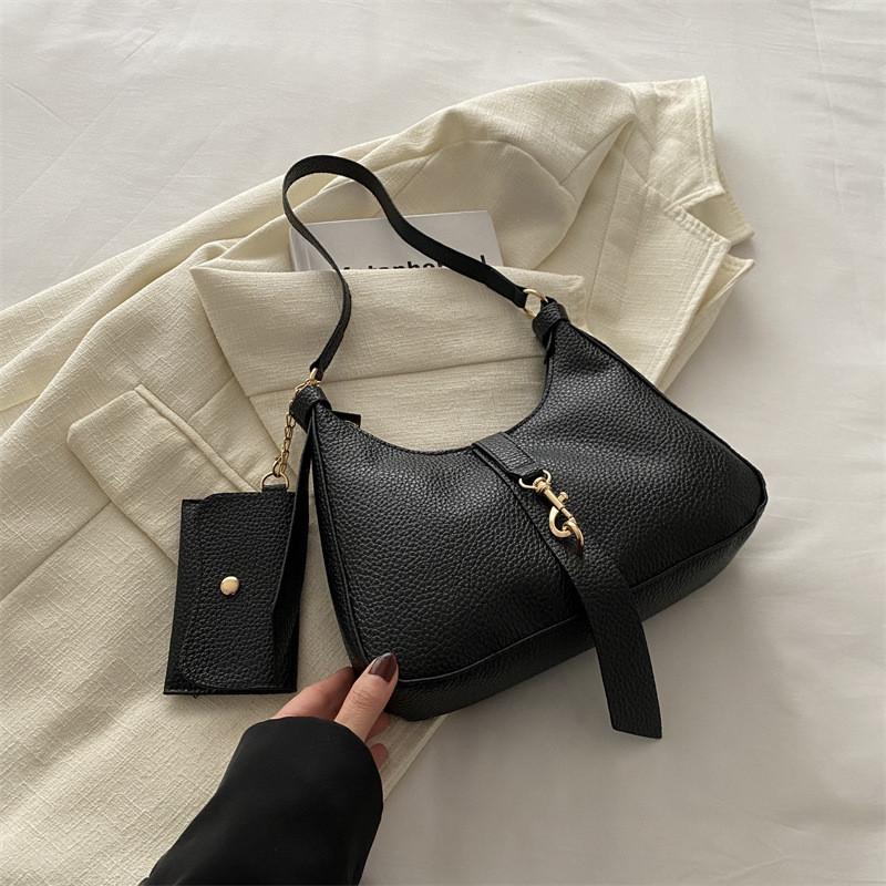 2024 New Fashionable French Style Simple Texture Atmosphere Bag For Women Street Trend Pu Shoulder Bag