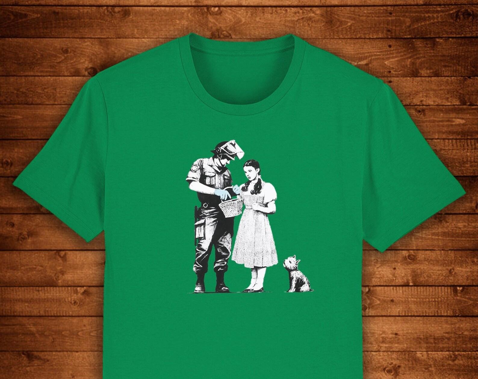 Banksy Stop and Search Girl Policeman Street Art / T shirt Unique Design Street Wear Art Urban Graphic Tees Top 2XL