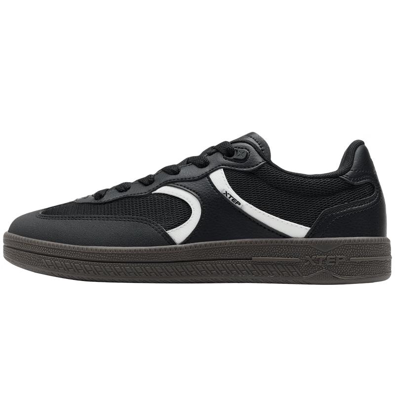 

Xtep Men s Retro German Trainer Board Shoes 8