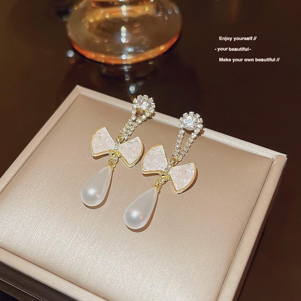 925 Silver Needle Gentle Confession Pearl Earrings Female Autumn and Winter Niche Design Sense of Luxury Bow High Sense Earrings