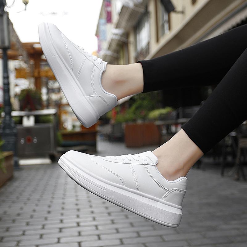 Fashion New Style Women Men Casual Vulcanized Shoes Fashion Walking Flat Shoes White Female Sneakers Comfort Gym Tennis Sport Footwear